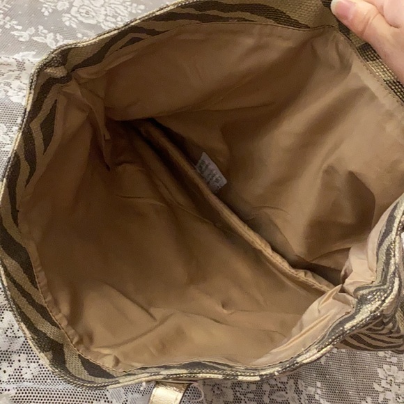 Michael Kors Metallic Zebra Print Tote Purse NEW Animal Print Vegan - Picture 8 of 10